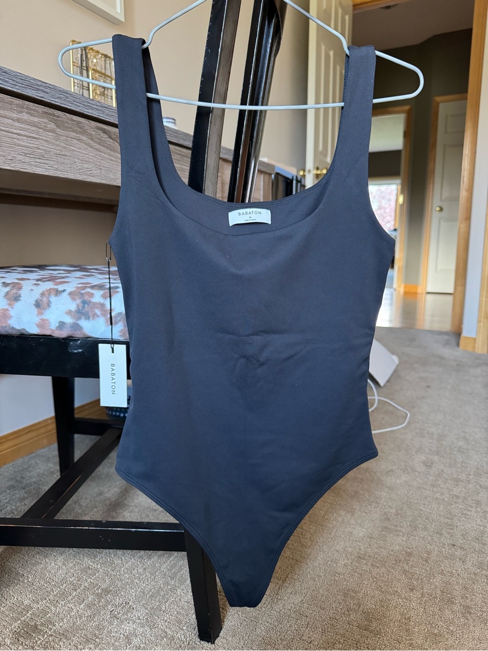 ARITZIA BABTON contour Square Neck Tank Bodysuit Size M
